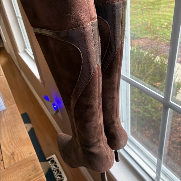 Women’s Genuine Suede Knee High Chocolate Dark Brown Heeled Boots - Picture 10 of 12